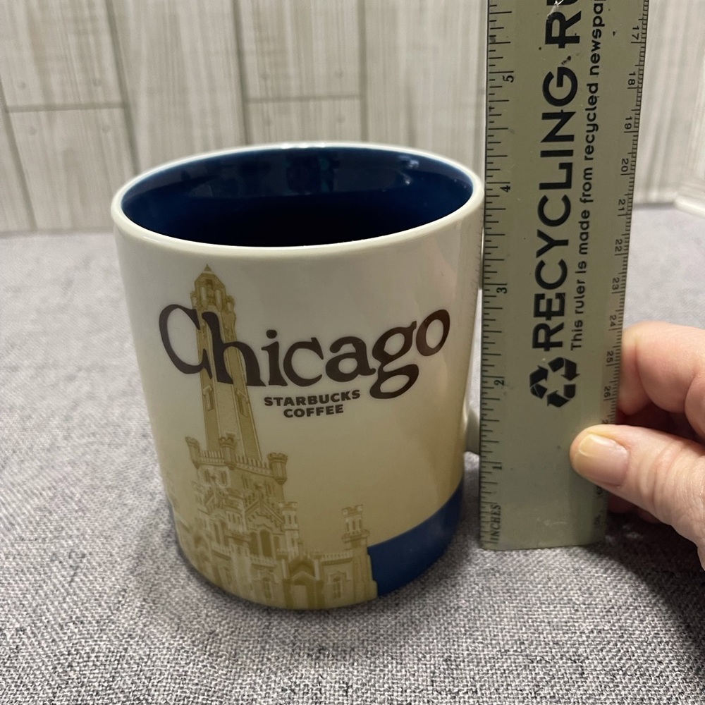 Starbucks Chicago Mug - Cream and Blue - Picture 7 of 8